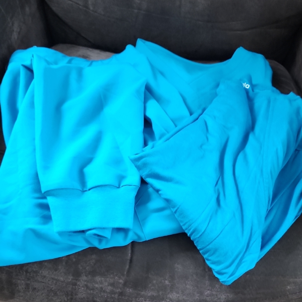 Blue Women's Sweatshirt - Unbranded